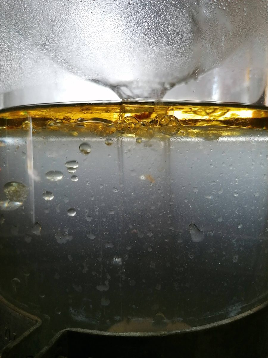 Decouvrez la distillation Huile Essentielle de Basilic grand vert 100% Bio et Artisanal
