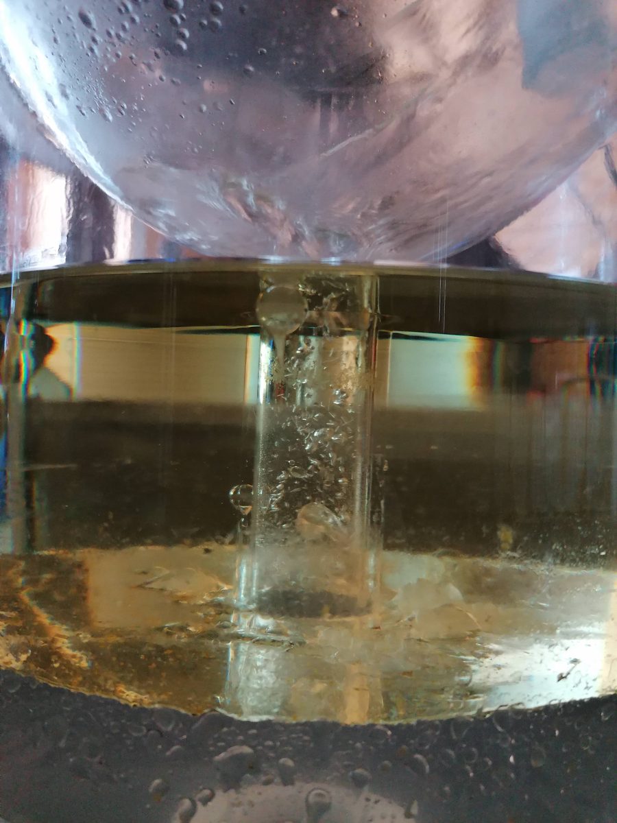 Decouvrez la distillation Hydrolat de Menthe verte 100% Bio et Artisanal